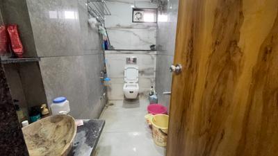 Bathroom Image of 1000 Sq.ft 1 BHK Independent House for rent in Mahalakshmi Nagar Indore for Rs. 25000