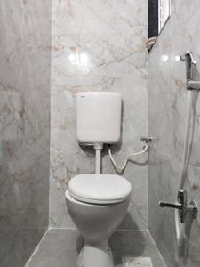 Bathroom Image of 733 Sq.ft 1 BHK Apartment / Flat for sale in Shri Harikrishna Vinayak Aangan, Ulwe Navi Mumbai for Rs. 5800000