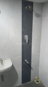 Bathroom Image of 1280 Sq.ft 2.5 BHK Apartment / Flat for rent in UG Constructions Apurva UG Gold, Kovur Chennai for Rs. 25000