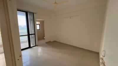 Bedroom Image of 750 Sq.ft 3 BHK Apartment / Flat for rent in Habitat Prime, Sector 99A Gurgaon for Rs. 14000