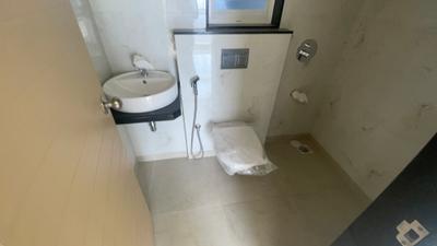 Bathroom Image of 749 Sq.ft 1 BHK Apartment / Flat for rent in Dynamix Dynamix Avanya, Dahisar East Mumbai for Rs. 28999