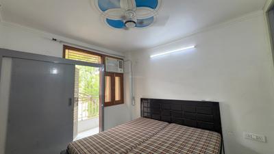 Bedroom Image of 550 Sq.ft 1 BHK Builder Floor for rent in DDA Akshardham Apartments, Sector 19 Dwarka New Delhi for Rs. 20000