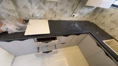 Kitchen Image of 1500 Sq.ft 1 BHK Apartment / Flat for rent in Mahalakshmi Nagar Indore for Rs. 24000