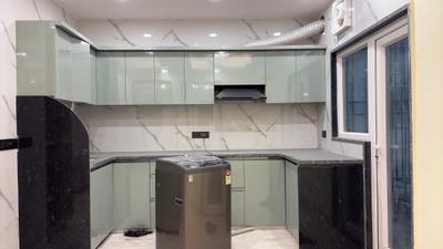 Kitchen Image of 2000 Sq.ft 2 BHK Builder Floor for rent in DLF Phase 5 Gurgaon for Rs. 80000