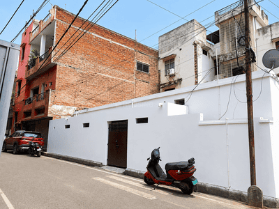 Building Image of 1360 Sq.ft 1 RK Independent House for rent in Sunderpur Varanasi for Rs. 12000