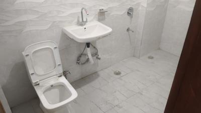Image of 2100 Sq.ft 4 BHK Apartment / Flat for rent in Rudra Apartment, Sector 6 Dwarka, New Delhi for Rs. 55000