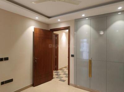 Bedroom Image of 2200 Sq.ft 3 BHK Builder Floor for rent in Greater Kailash New Delhi for Rs. 185000