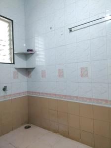Common Bathroom One Image of 1000 Sq.ft 2 BHK Apartment / Flat for rent in Anand Nagar, Sinhagad Road Pune for Rs. 27000