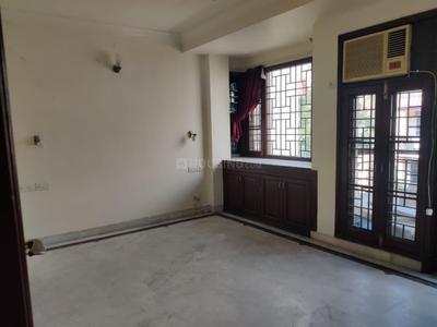 Bedroom Image of 2700 Sq.ft 4 BHK Builder Floor for sale in Saket New Delhi for Rs. 50000000