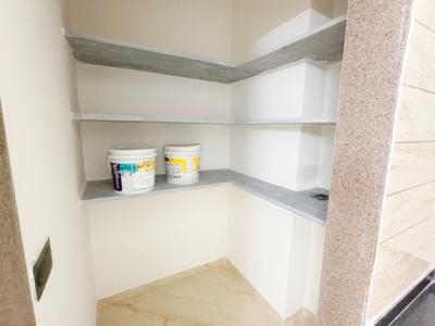 Kitchen Image of 1750 Sq.ft 3 BHK Apartment / Flat for rent in Radhe Infinity, Kudasan Gandhinagar for Rs. 32000