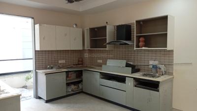 Kitchen Image of 1850 Sq.ft 3 BHK Builder Floor for rent in Sector 57 Gurgaon for Rs. 58000