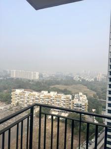 Balcony Image of 600 Sq.ft 1.5 BHK Apartment / Flat for sale in Amanora Gold Towers, Hadapsar Pune for Rs. 10000000