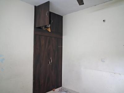 Bedroom Image of 900 Sq.ft 2 BHK Apartment / Flat for sale in GH 14 DDA MIG, Paschim Vihar New Delhi for Rs. 11000000