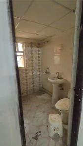 Bathroom Image of 925 Sq.ft 2.5 BHK Apartment / Flat for sale in Eureka Diya Green City, Sikrod Ghaziabad for Rs. 6000000