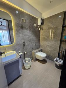Image of 1050 Sq.ft 3 BHK Apartment / Flat for rent in Kandivali East, Mumbai for Rs. 90000