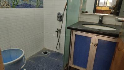 Aster Tower Bathroom Two 3