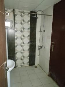 Bathroom Image of 2160 Sq.ft 4 BHK Apartment / Flat for sale in Saya Zenith, Indirapuram Ghaziabad for Rs. 31000000