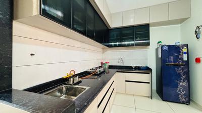 Kitchen Image of 1350 Sq.ft 2 BHK Apartment / Flat for sale in Tragad Ahmedabad for Rs. 7500000