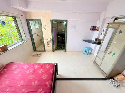 Bedroom Image of 250 Sq.ft 1 RK Apartment / Flat for rent in Sai Darshan CHS, Andheri East Mumbai for Rs. 23000