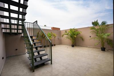 Balcony Image of 6000 Sq.ft 4 BHK Independent House for sale in Edappally Kochi for Rs. 37500000