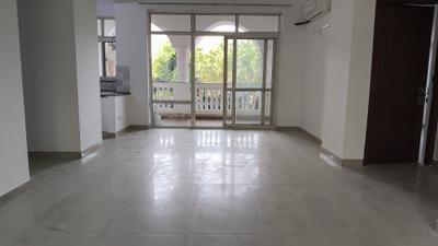 Living Room Image of 2450 Sq.ft 4 BHK Apartment / Flat for rent in Sector 45 Noida for Rs. 60000