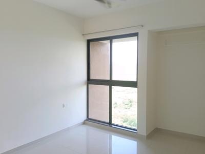 Bedroom Image of 900 Sq.ft 2 BHK Apartment / Flat for rent in Lodha Splendora Riverview, Kasarvadavali Thane for Rs. 28000