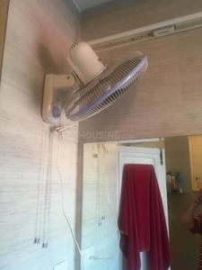 Bathroom Image of 240 Sq.ft 1 RK Apartment / Flat for rent in Greater Kailash I New Delhi for Rs. 23000