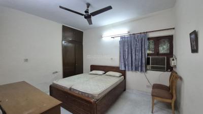 Bedroom Image of 1750 Sq.ft 3 BHK Apartment / Flat for rent in Vasant Kunj New Delhi for Rs. 85000