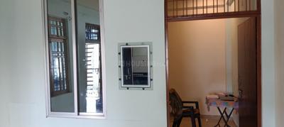 Bedroom Image of 600 Sq.ft 1 BHK Builder Floor for rent in Gomti Nagar Lucknow for Rs. 8000