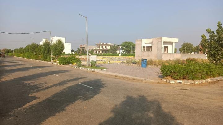 Ridiraj avenue Main Image 1