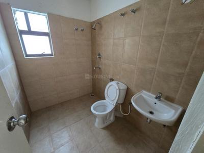 Bathroom Image of 1370 Sq.ft 3 BHK Apartment / Flat for sale in DTC Southern Heights, Joka Kolkata for Rs. 9000000