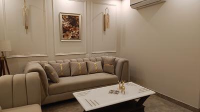 Living Room Image of 1450 Sq.ft 2 BHK Builder Floor for rent in DLF Phase 4 Gurgaon for Rs. 65000