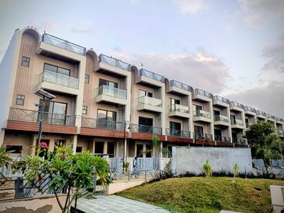 4 BHK Villa
