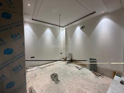 Bedroom Image of 2077 Sq.ft 4 BHK Builder Floor for sale in Model Town New Delhi for Rs. 36000000