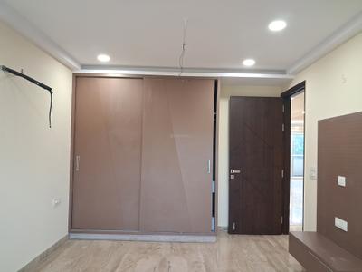 Bedroom Image of 1800 Sq.ft 3 BHK Builder Floor for sale in Paschim Vihar New Delhi for Rs. 36500000