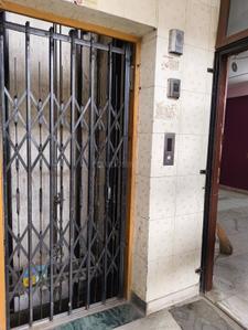 Bedroom Image of 1000 Sq.ft 2 BHK Apartment / Flat for sale in The Mall Avenue Lucknow for Rs. 4500000
