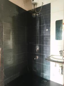 Common Bathroom Image of 1060 Sq.ft 2 BHK Apartment / Flat for rent in Kolte Patil Life Republic, Tathawade Pune for Rs. 23000