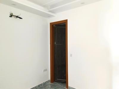 Bedroom Image of 702 Sq.ft 3 BHK Builder Floor for sale in Sector 4 Rohini New Delhi for Rs. 9200000