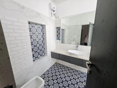 Bathroom Image of 2950 Sq.ft 4 BHK Villa for sale in Thane West Thane for Rs. 29000000