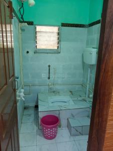 Bathroom Image of 800 Sq.ft 2 BHK Apartment / Flat for rent in Uttarpara Hooghly for Rs. 20000