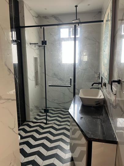 Sector 15 Part 2, Sector 15 Bathroom 1