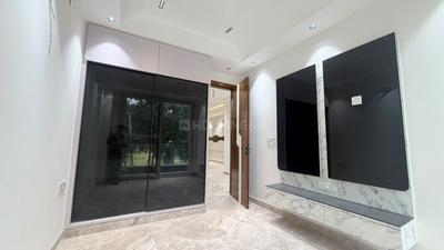 Bedroom Image of 1197 Sq.ft 3 BHK Builder Floor for sale in Shalimar Bagh New Delhi for Rs. 32500000