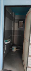 Bathroom Image of 500 Sq.ft 1 BHK Apartment / Flat for rent in Upper Kharadi Pune for Rs. 9500