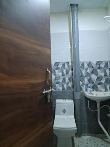 Common Bathroom Image of 1050 Sq.ft 2 BHK Apartment / Flat for sale in Sector 49 Noida for Rs. 4000005
