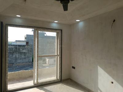 Bedroom Image of 1450 Sq.ft 4 BHK Builder Floor for sale in Deenpur New Delhi for Rs. 11000000