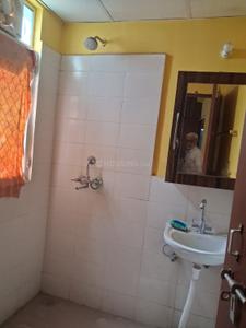 Bathroom Image of 750 Sq.ft 2 BHK Apartment / Flat for rent in Conscient Habitat 78, Sector 78 Faridabad for Rs. 17000