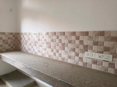 Kitchen Image of 1700 Sq.ft 3 BHK Apartment / Flat for sale in Emaar Palm Gardens, Sector 83 Gurgaon for Rs. 21500000