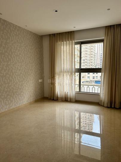 Hiranandani Regent Hill A B C D And E Wing Main Image 1
