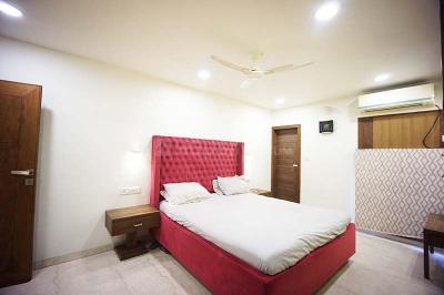 Bedroom Image of 3060 Sq.ft 6 BHK Apartment / Flat for sale in Navrangpura Ahmedabad for Rs. 36000000