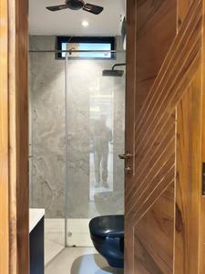 Common Bathroom Image of 2500 Sq.ft 4 BHK Builder Floor for sale in Greenwood City Floors, Sector 45 Gurgaon for Rs. 44000000